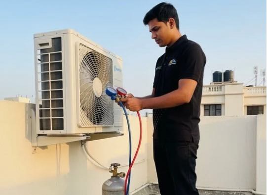 AC Gas Refilling and Full Charging